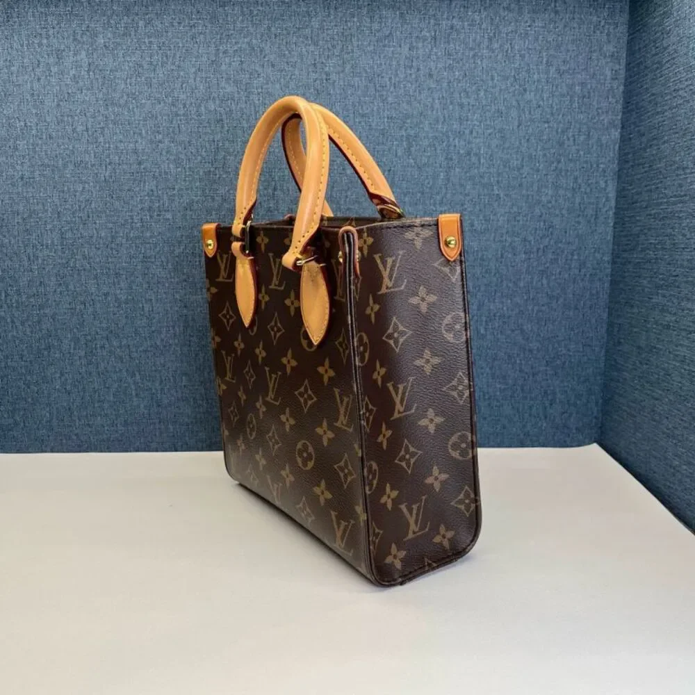 Louis Vuitton Women Pre-Loved Bag Very Good Condition